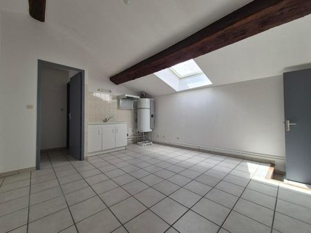 Location Appartement 3 pièces 86m² MACON 71000 - Photo 5