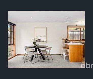 Spacious Two-Bedroom Unit in a Prime Mornington Location - Photo 4