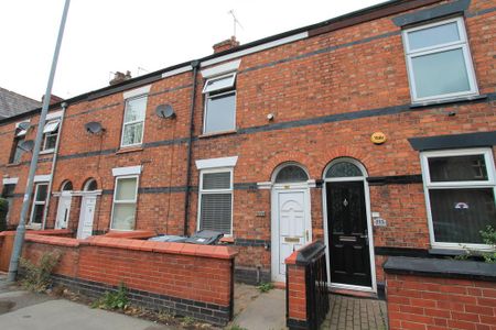 2 bedroom terraced house to rent - Photo 4