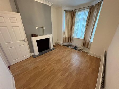 Laurel Terrace - Photo 2