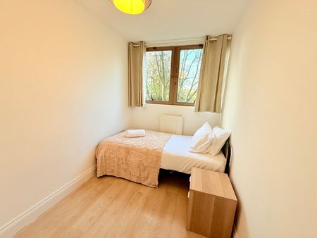 3 Bed Maisonette, Atholl House, W9 - Photo 2