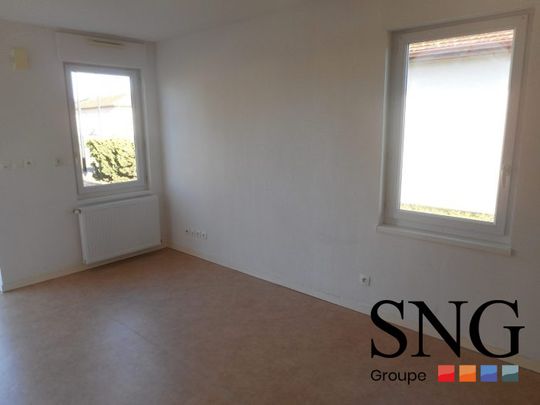 T2 MEUBLE AVEC JARDIN + PARKING - Photo 1