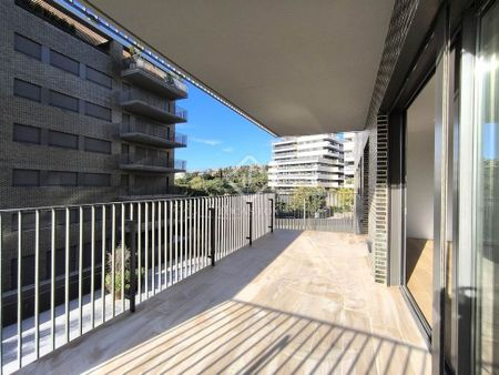 3 bedroom luxury Apartment for rent in Esplugues de Llobregat, Spain - Photo 4