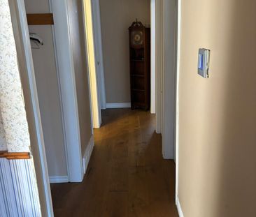 For Lease - 543 Glendene Crescent Unit# Main, Waterloo, Ontario - Photo 3