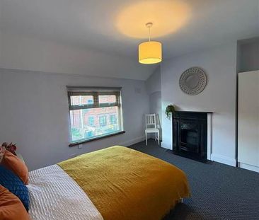 35 Milfort Avenue, Dunmurry, Belfast, BT17 9BJ - Photo 2
