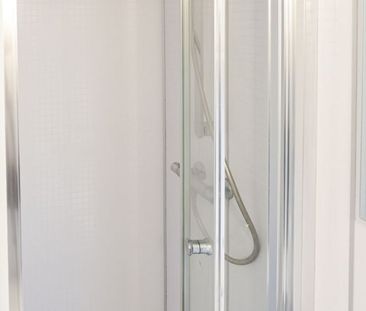 Studio Flat, Edgware Road, NW2 - Photo 6