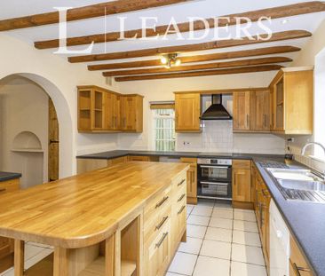 3 bedroom detached to rent Manor Lodge Road, Rowlands Castle - Photo 3