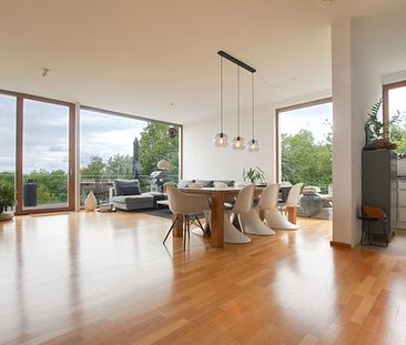 Einladendes Ambiente, Moderne Eleganz, Einzigartige Aussicht: modernes Einfamilienhaus in Königstein - Foto 1