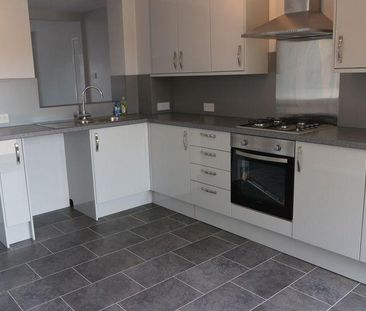 2 bedroom terraced house to rent - Photo 5