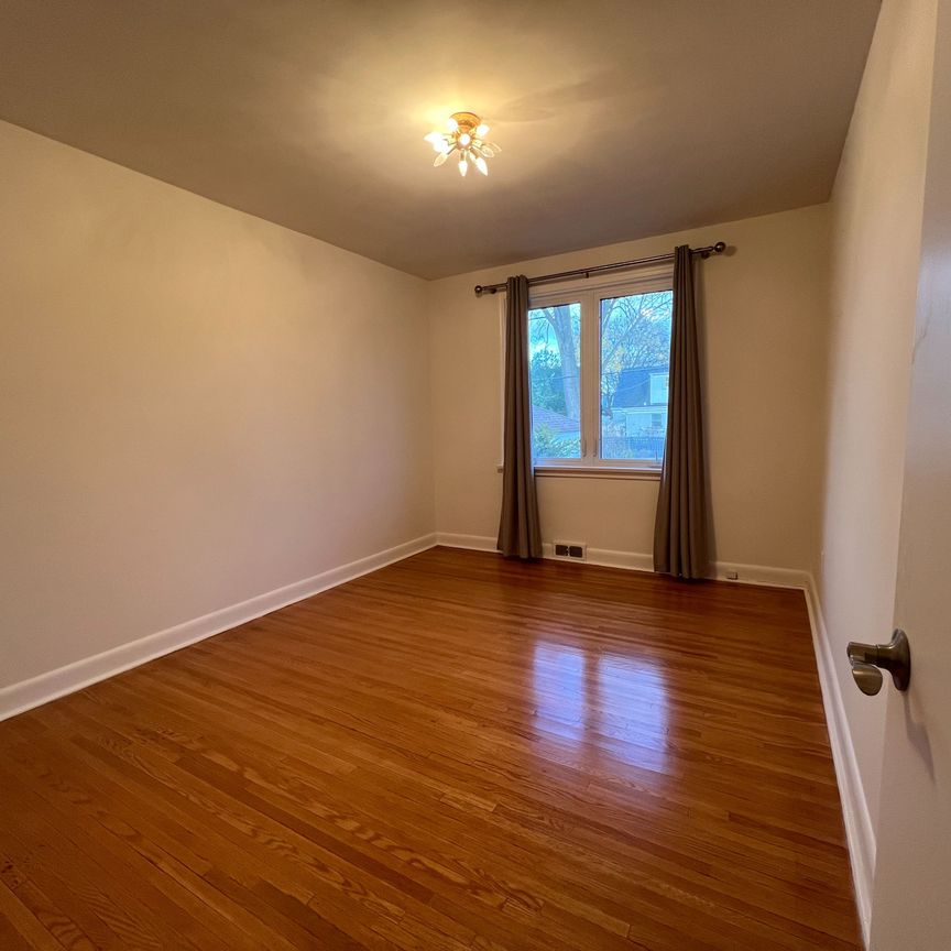 For Lease - 51 Fairlin Drive Unit# Upper, Toronto, Ontario - Photo 1