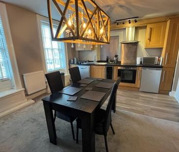 2 bedroom apartment to rent - Photo 3