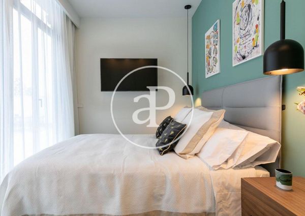 Flat with terrace for rent in Goya (Madrid)