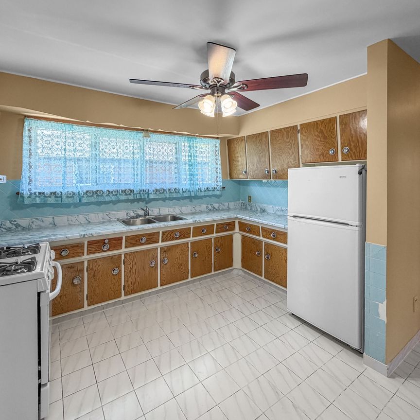 For Lease - 610 Woodward Avenue Unit# Main, Hamilton, Ontario - Photo 1