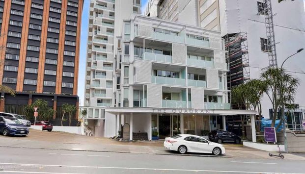 Central Auckland Apt - Modern & Furnished - Photo 1