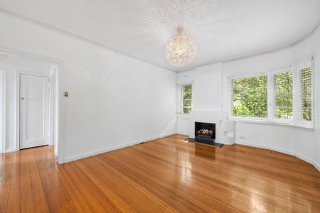 2/4 Clowes Street, South Yarra. - Photo 5