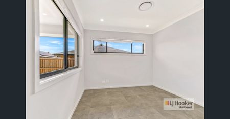 Brand New 4-Bedroom Family Home - Photo 5