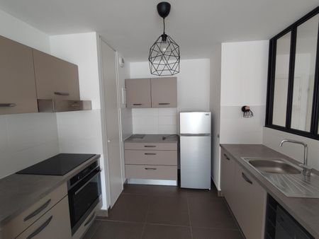 Location Appartement 2 pièces 47m² BORDEAUX 33200 - Photo 2