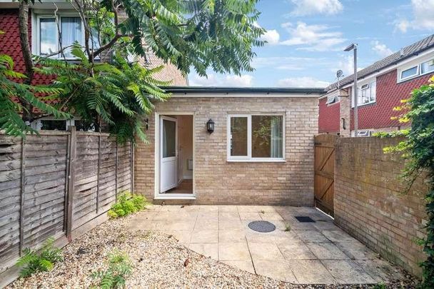 Bedford Hill, Balham, London, SW12 - Photo 1