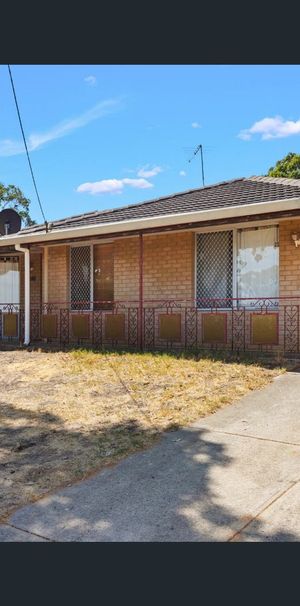 32 Ladysmith Loop, Wellard, WA 6170 - Photo 1