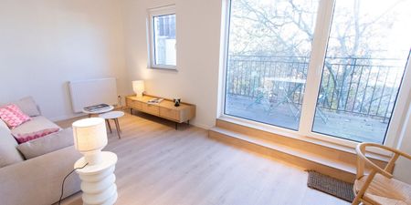 Appartement te huur in Ukkel voor € 1.990 met 2 slaapkamers - Photo 2