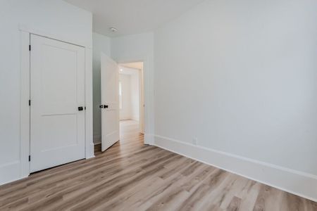 For Lease - 76 Wellington Street Unit# A, Kitchener, Ontario - Photo 4