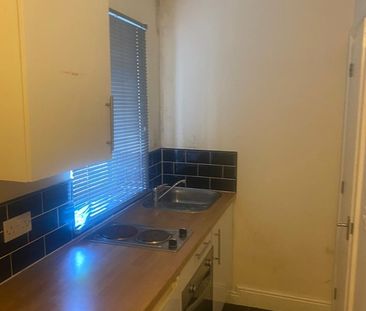 Studio Flat, Lodge Causeway, BS16 - Photo 6