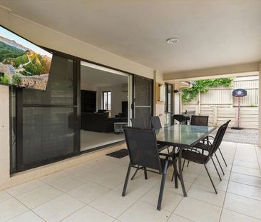 Lowset, low maintenance family home in quiet cul-de-sac - Photo 2