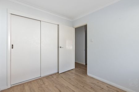 Gorgeous villa in sought after Doubleview location! HOME OPEN SATURDAY 20 JUNE AT 9.00AM SHARP! - Photo 4