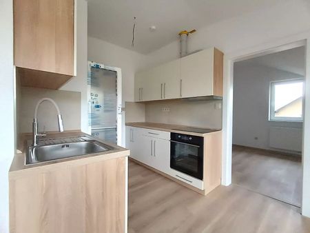 Pronájem bytu 2+kk, celková výměra 52 m2, vyhrazené parkování - Photo 2