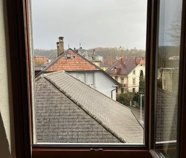 Coquet 2,5 pièces entièrement rénové au dernier étage d'un immeuble... - Foto 3