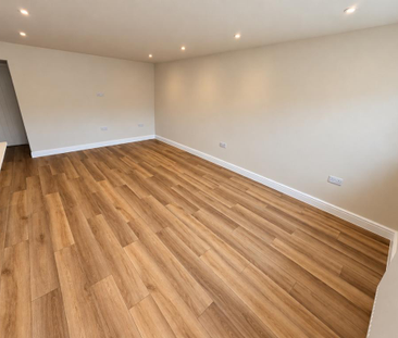 2 bedroom maisonette to rent - Photo 1