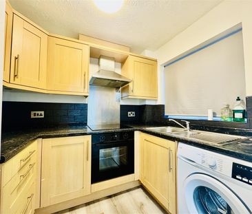 Gade Close, Watford - Photo 1