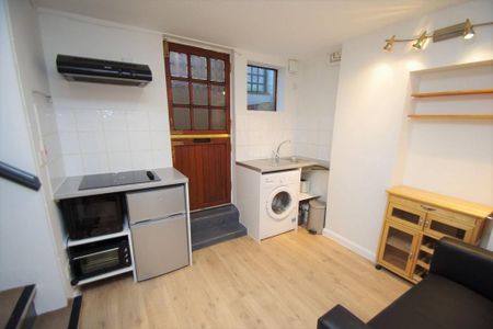 1 bedroom flat to rent - Photo 2