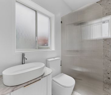 35 Finlay Street, Albert Park VIC 3206 - House For Rent | Domain - Photo 2