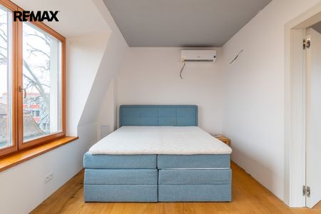 Pronájem bytu 5+kk 136 m² - Photo 2