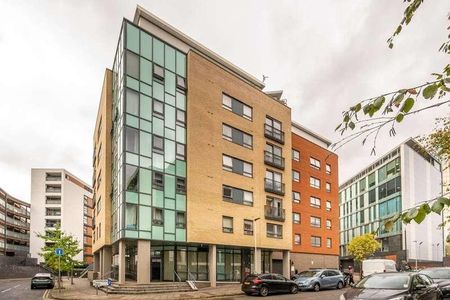 Cam Road, Stratford, E15 - Photo 2