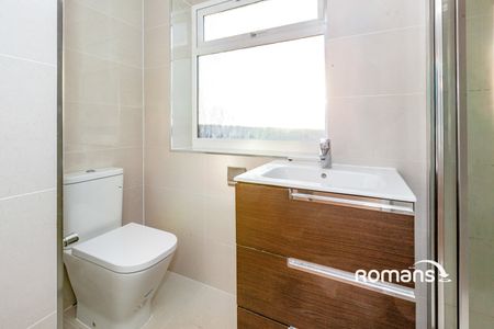 3 bedroom bungalow to rent - Photo 4