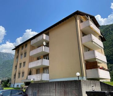 Rent a 4 ½ rooms apartment in Roveredo - Foto 5