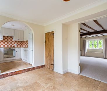 3 bedroom cottage to rent - Photo 3