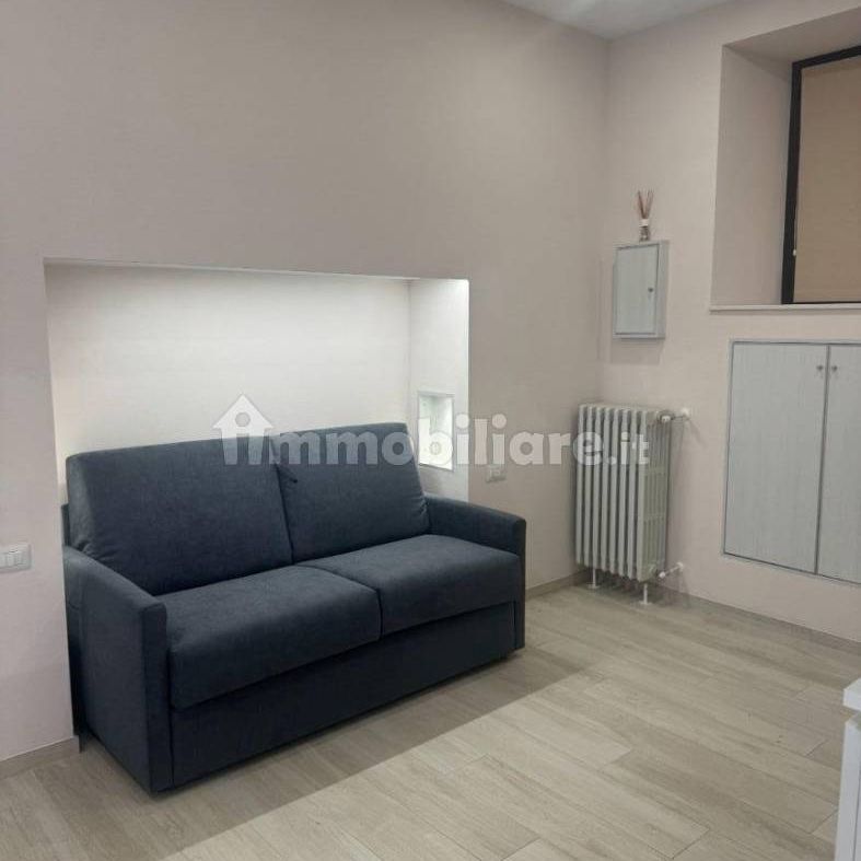 Appartamento via F. De Ambrosis, Centro, Gavirate - Photo 1