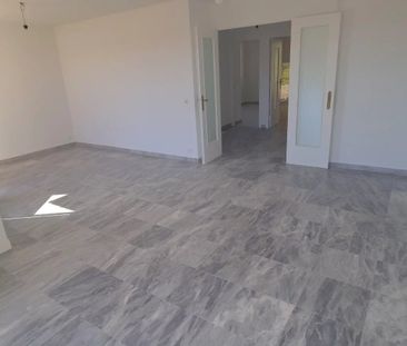 Location Appartement 3 pièces 81m² NICE 06100 - Photo 2