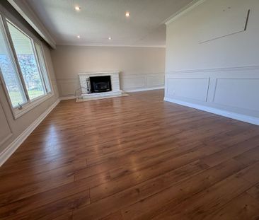 For Lease - 11580 Britannia Road, Milton, Ontario - Photo 2