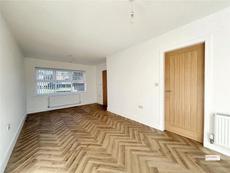 2 bedroom semi-detached house to rent - Photo 2