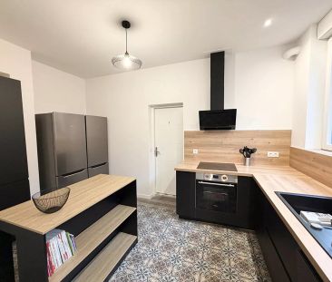 A louer colocation secteur Mairie dans une maison de Maitre de 198m2. - Photo 1