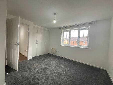 2 Bed Flat, Slack Road, M9 - Photo 2