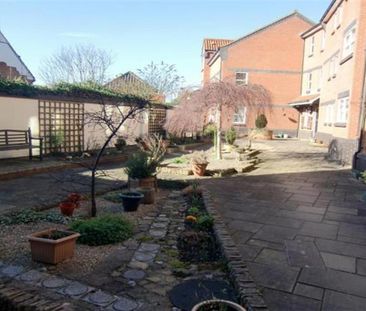 1 bedroom retirement property to rent - Photo 5