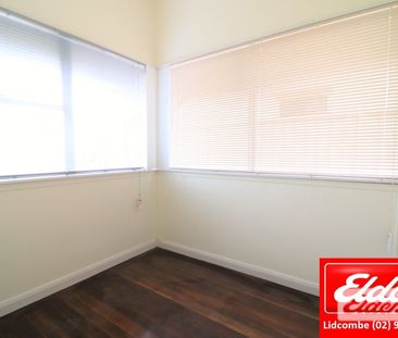 3-Bedroom Home in Prime Location Walk to Shops & Station - Photo 4