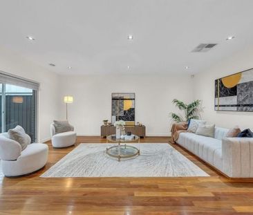 Stylish three bedroom residence, large and energy efficient - Photo 3