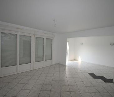 Location Appartement 4 pièces 81m² JOEUF 54240 - Photo 2