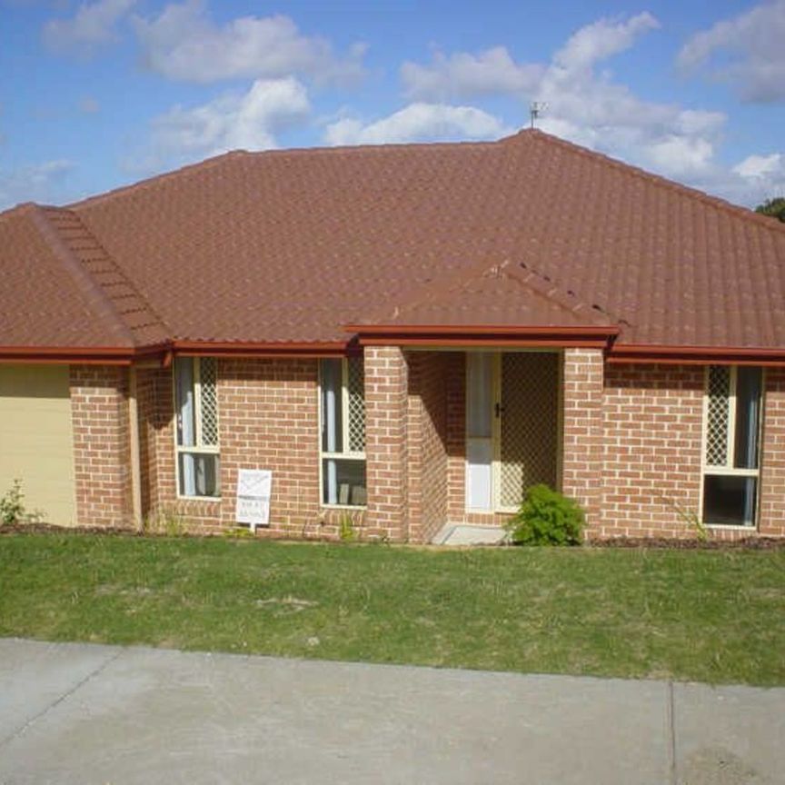 25 Kelsey Circuit, Nerang QLD 4211 - House For Rent | Domain - Photo 1